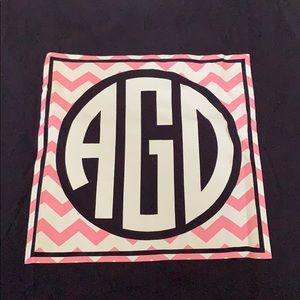 AGD V-neck tee